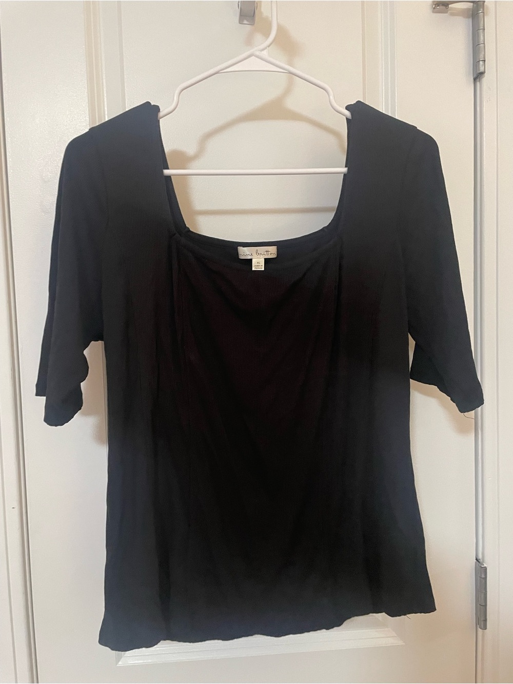 nine britton Black Square Scoop Neck Short Sleeve Top, Soft Ribbed